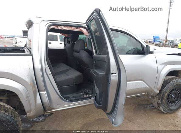 3TMLB5JN9SM175409 2025 TOYOTA TACOMA Silver Vista de la etiqueta del VIN