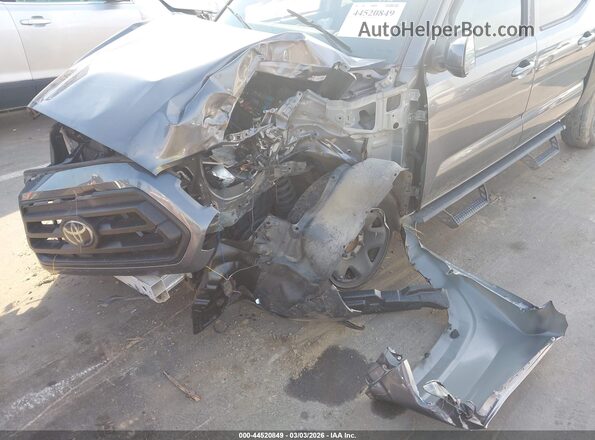 3TYAX5GN2NT046260 2022 TOYOTA TACOMA Gray Widok z przodu