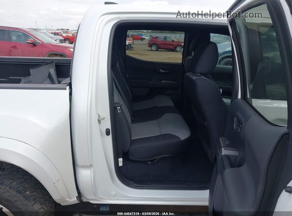 3TYCZ5AN0MT008486 2021 TOYOTA TACOMA White Widok naklejki z numerem VIN