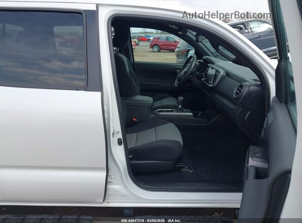 3TYCZ5AN0MT008486 2021 TOYOTA TACOMA White Widok wnętrza z przodu