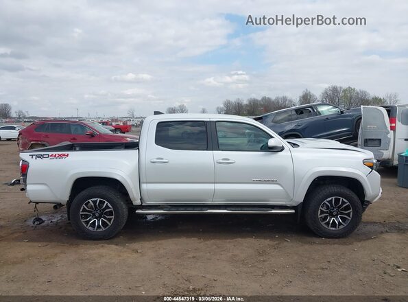 3TYCZ5AN0MT008486 2021 TOYOTA TACOMA White Widok wnętrza 360 stopni