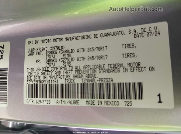 3TYKB5FNXRT011461 2024 TOYOTA TACOMA Silver Widok komory silnika