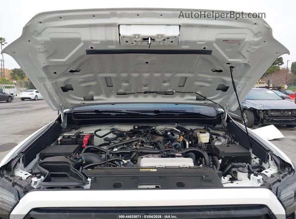 3TYKD5HN9TT040240 2026 TOYOTA TACOMA White უკანა ხედი