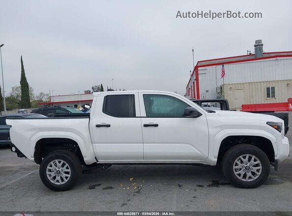 3TYKD5HN9TT040240 2026 TOYOTA TACOMA White სალონის 360-გრადუსიანი ხედი