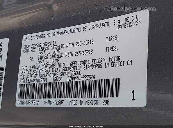3TYLB5JN4RT012701 2024 TOYOTA TACOMA Silver Widok komory silnika