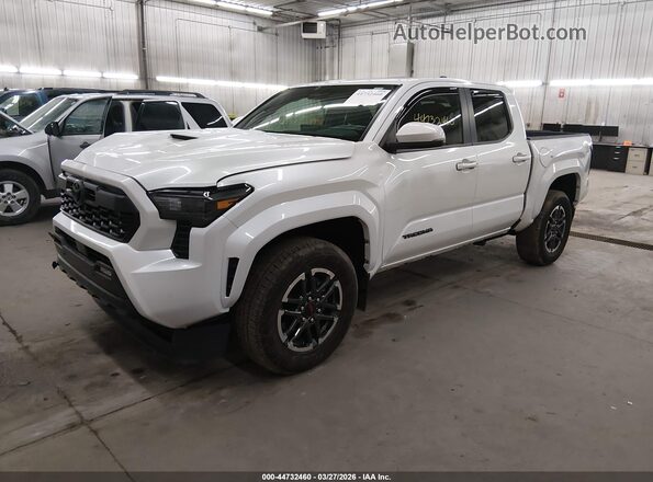3TYLB5JN8RT047452 2024 TOYOTA TACOMA White Front left