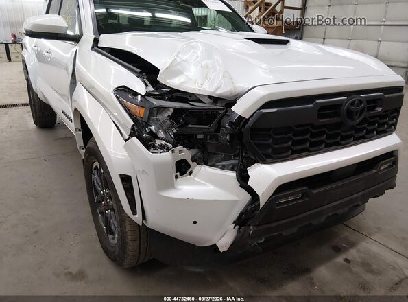 3TYLB5JN8RT047452 2024 TOYOTA TACOMA White Front view