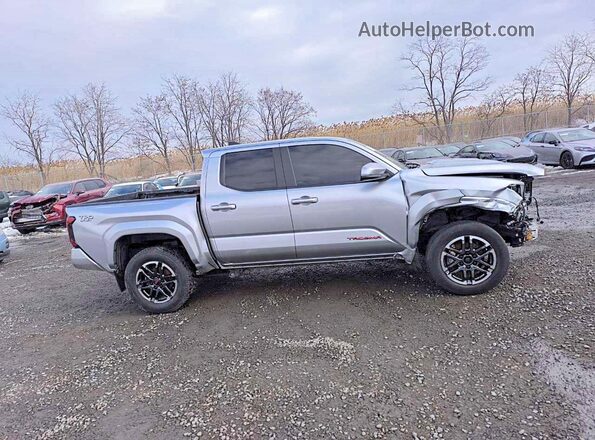 3TYLE5JN0RT008832 2024 TOYOTA TACOMA Silver 360 interior view