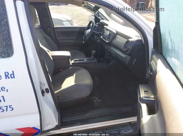 3TYRX5GN5PT079176 2023 TOYOTA TACOMA Белый Вид салона спереди