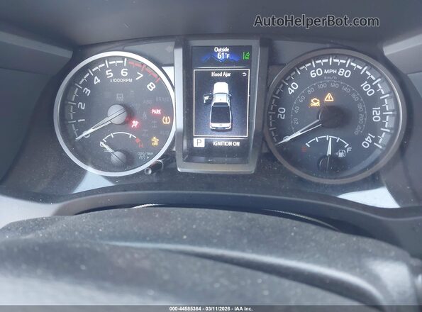 3TYRZ5CN1NT024110 2022 TOYOTA TACOMA Red Հետևի նստատեղերի տեսք