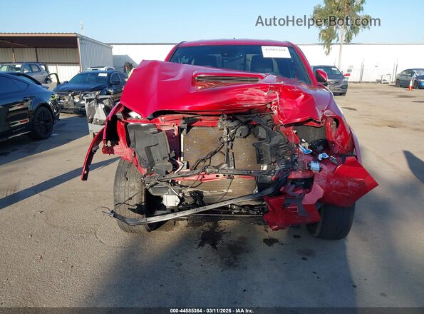 3TYRZ5CN1NT024110 2022 TOYOTA TACOMA Red Դիմացի տեսք