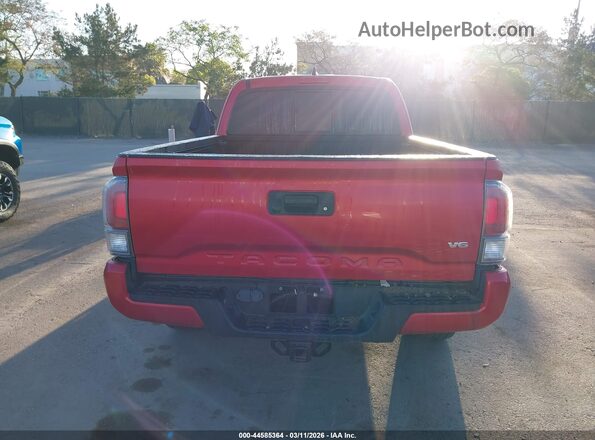 3TYRZ5CN1NT024110 2022 TOYOTA TACOMA Red 