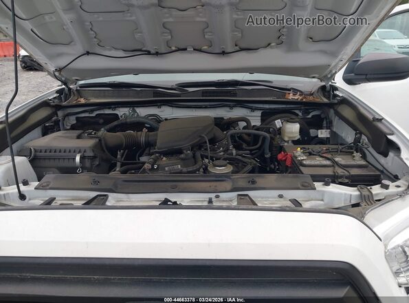3TYSX5EN1NT016867 2022 TOYOTA TACOMA White Widok z tyłu