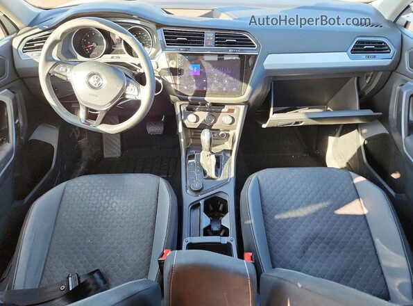 3VV0B7AX2MM076290 2021 VOLKSWAGEN TIGUAN White Dashboard view
