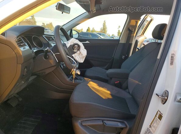3VV1B7AX0MM012009 2021 VOLKSWAGEN TIGUAN White Vista interior delantera