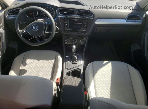 3VV1B7AX0MM033507 2021 VOLKSWAGEN TIGUAN Белый Вид панели приборов