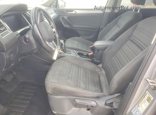 3VV1B7AX4NM009602 2022 VOLKSWAGEN TIGUAN Gray Front interior view
