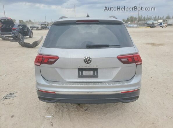 3VV1B7AX4NM009602 2022 VOLKSWAGEN TIGUAN Gray Rear view