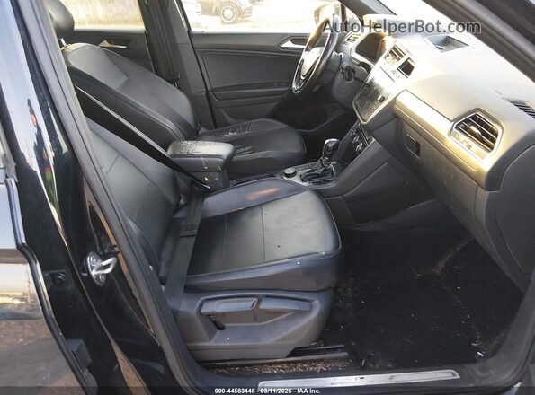 3VV2B7AX0KM079260 2019 VOLKSWAGEN TIGUAN Black წინა სალონის ხედი