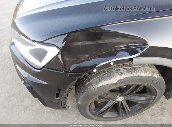 3VV2B7AX0KM079260 2019 VOLKSWAGEN TIGUAN Black 
