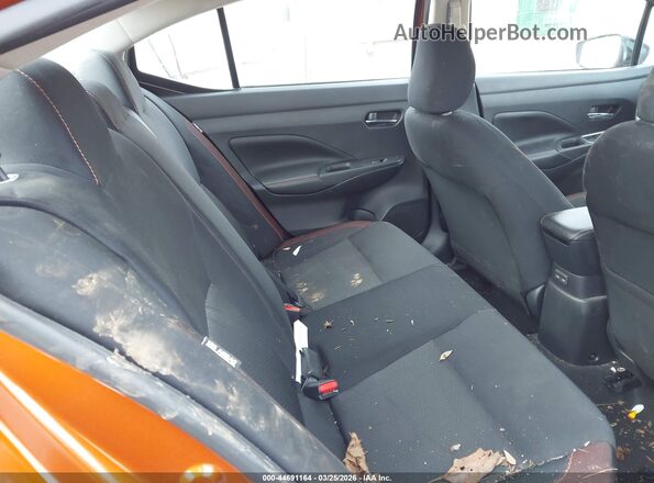 3VV2B7AX2KM097310 2019 VOLKSWAGEN TIGUAN Orange 