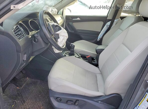 3VV2B7AX2KM199982 2019 VOLKSWAGEN TIGUAN Gray 