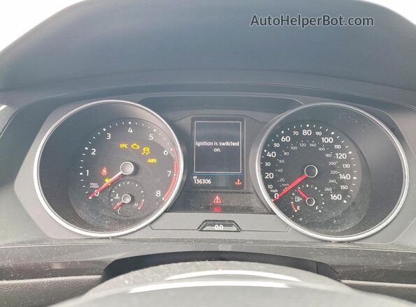 3VV2B7AX2MM113105 2021 VOLKSWAGEN TIGUAN Black Instrument cluster view