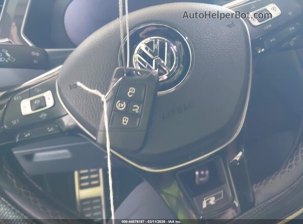 3VV2B7AX5KM049400 2019 VOLKSWAGEN TIGUAN White 