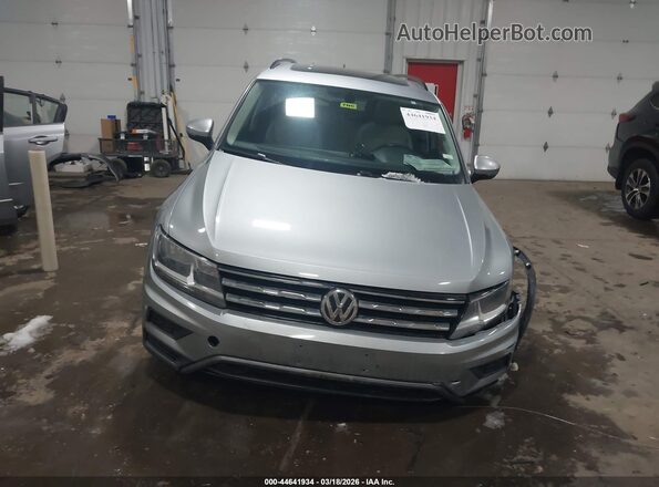 3VV2B7AX5KM107831 2019 VOLKSWAGEN TIGUAN Серебряный 