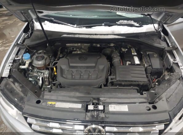 3VV2B7AX5KM107831 2019 VOLKSWAGEN TIGUAN Серебряный 