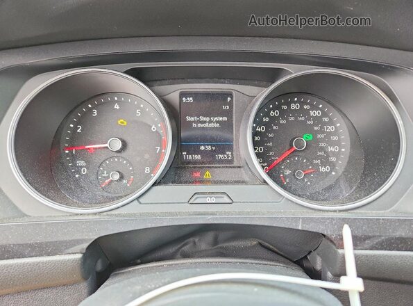 3VV2B7AX7KM173779 2019 VOLKSWAGEN TIGUAN Black 