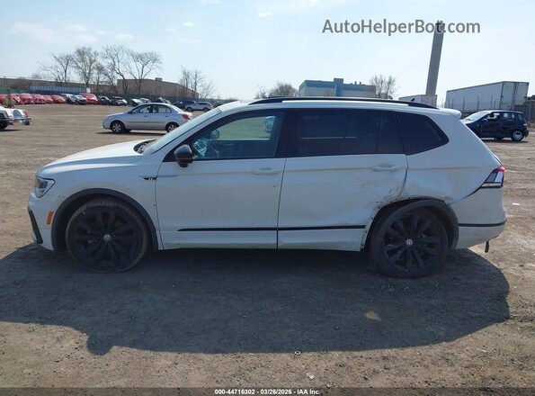 3VV2B7AX7MM069585 2021 VOLKSWAGEN TIGUAN White 360 interior view