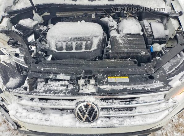3VV2B7AX7RM005103 2024 VOLKSWAGEN TIGUAN White Engine compartment view