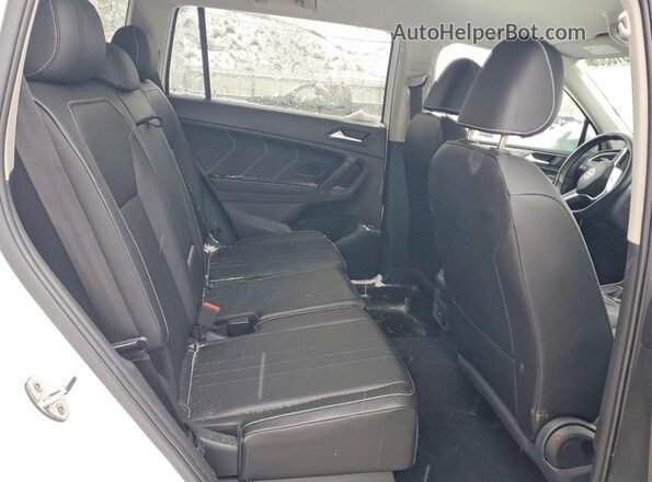 3VV2B7AX7RM005103 2024 VOLKSWAGEN TIGUAN White Rear interior view