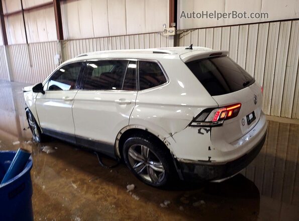 3VV2B7AX8MM043867 2021 VOLKSWAGEN TIGUAN White Rear left