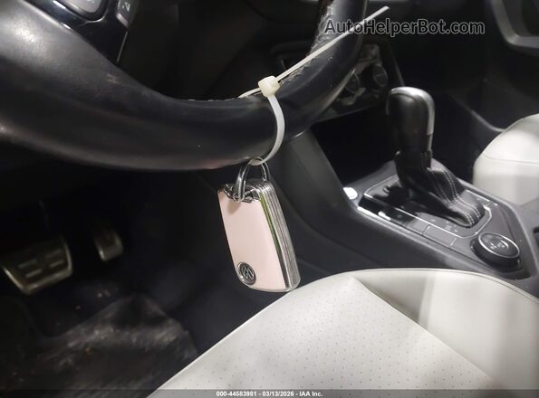 3VV2B7AXXMM020056 2021 VOLKSWAGEN TIGUAN White 
