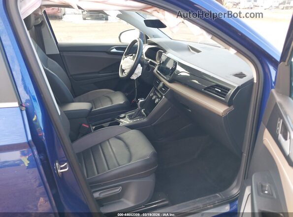 3VV2X7B21PM305527 2023 VOLKSWAGEN TAOS Blue Widok wnętrza z przodu