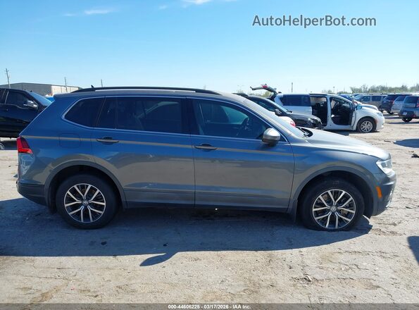 3VV3B7AX0KM155161 2019 VOLKSWAGEN TIGUAN Gray 
