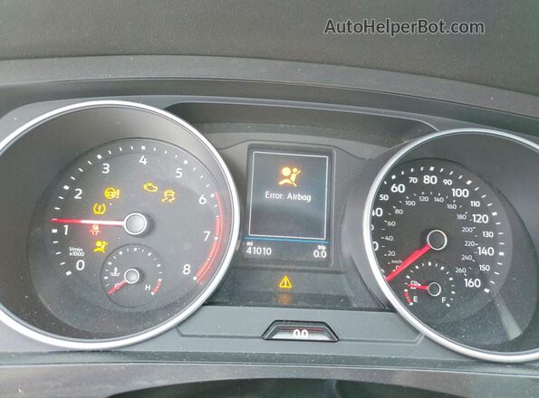 3VV3B7AX1MM042449 2021 VOLKSWAGEN TIGUAN White Vista del cuadro de instrumentos