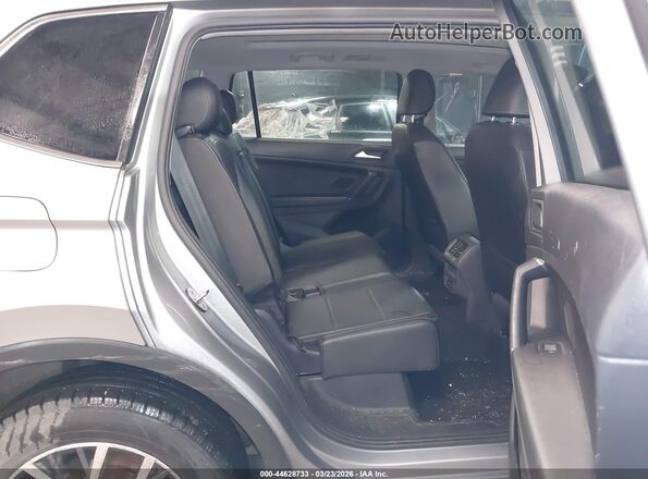 3VV3B7AX2LM063373 2020 VOLKSWAGEN TIGUAN Silver 