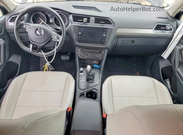 3VV3B7AX2MM116154 2021 VOLKSWAGEN TIGUAN Black წინა პანელის ხედი