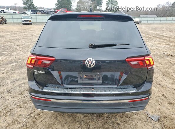 3VV3B7AX2MM116154 2021 VOLKSWAGEN TIGUAN Black უკანა ხედი