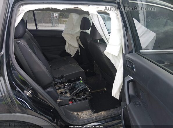 3VV3B7AX3KM074655 2019 VOLKSWAGEN TIGUAN Black Widok naklejki z numerem VIN