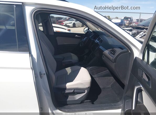 3VV3B7AX3MM158672 2021 VOLKSWAGEN TIGUAN White 