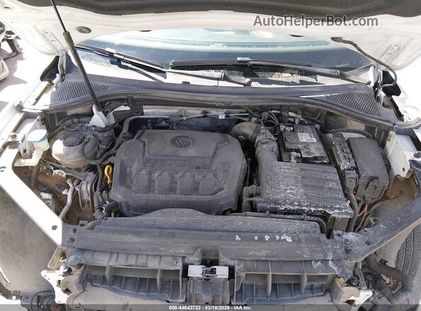 3VV3B7AX3MM158672 2021 VOLKSWAGEN TIGUAN White 