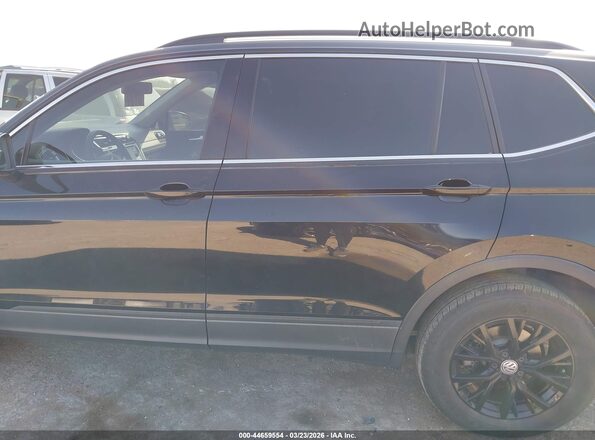 3VV3B7AX4KM178555 2019 VOLKSWAGEN TIGUAN Black 