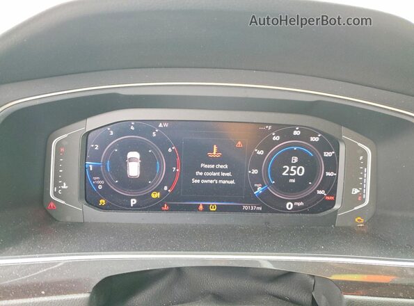 3VV3B7AX4KM198630 2019 VOLKSWAGEN TIGUAN Black 
