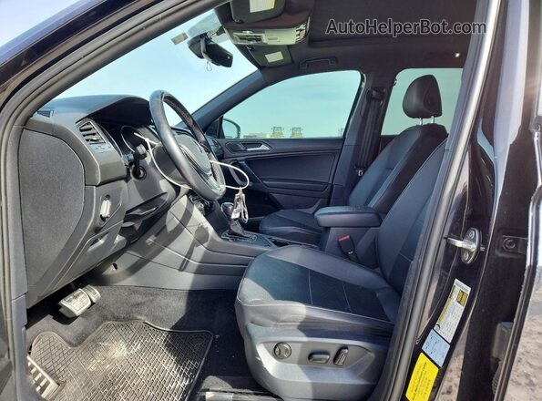 3VV3B7AX4MM014788 2021 VOLKSWAGEN TIGUAN Black Vista interior delantera