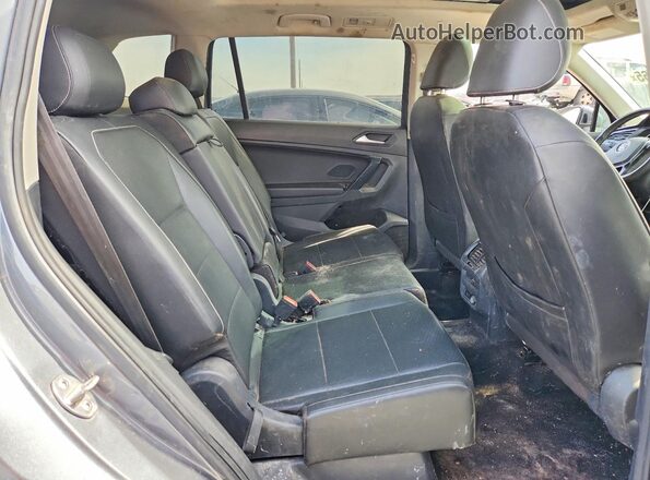 3VV3B7AX4MM049914 2021 VOLKSWAGEN TIGUAN Gray Vista interior trasera