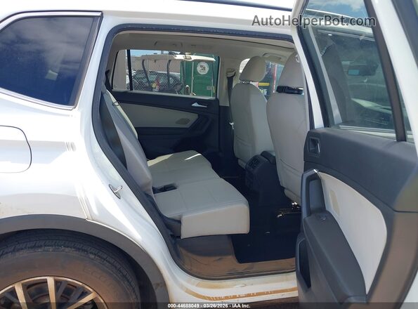 3VV3B7AX5MM046049 2021 VOLKSWAGEN TIGUAN Белый Вид наклейки с VIN-кодом